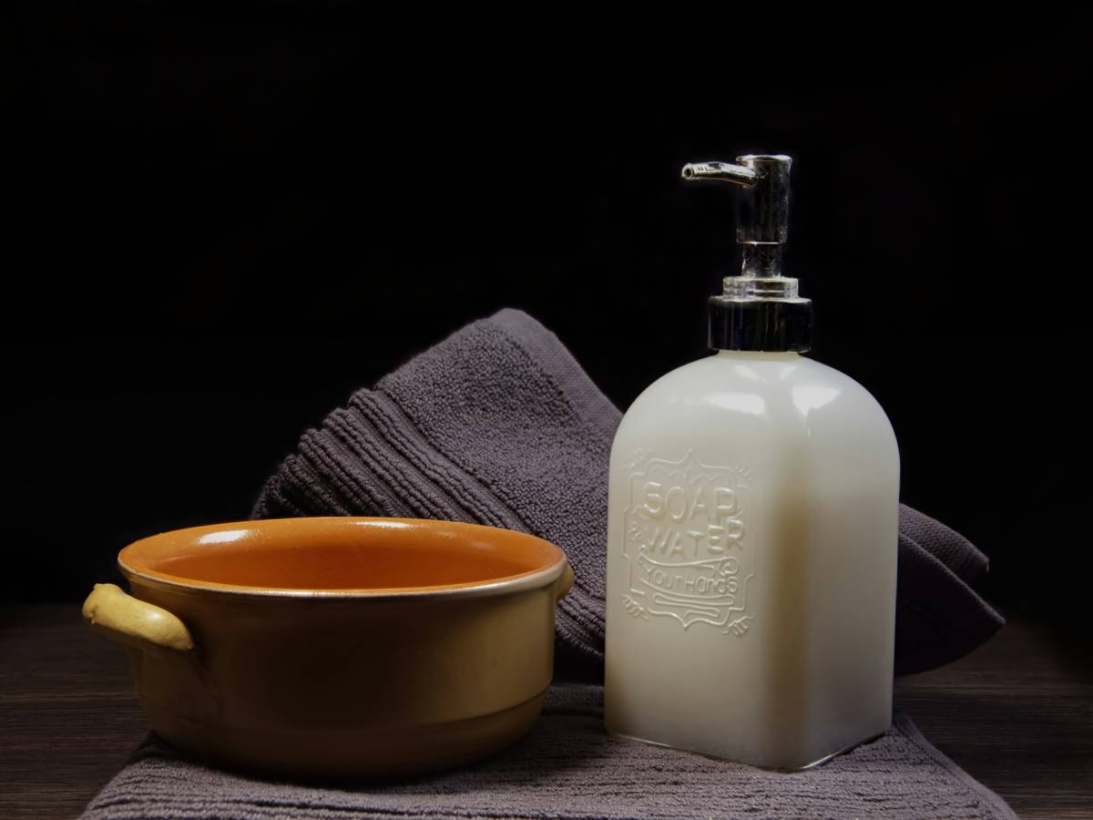 what are biodegradable products used in kitchen cleaning